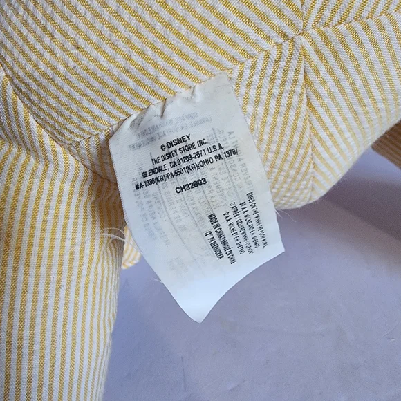 Disney Parks Exclusive Winnie the Pooh Plush - Picture 5 of 6